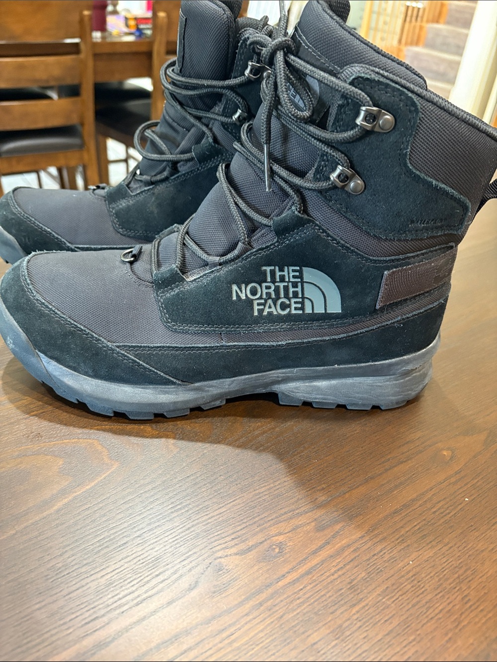 The North Face Black Lace-Up Winter Boots